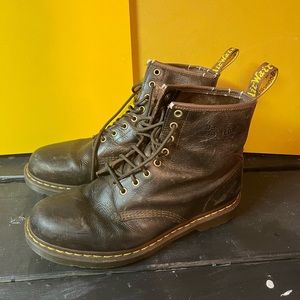 Doc Martens Leather Boots | Brown Dr. Martens 1460 boots | Size 12 Mens